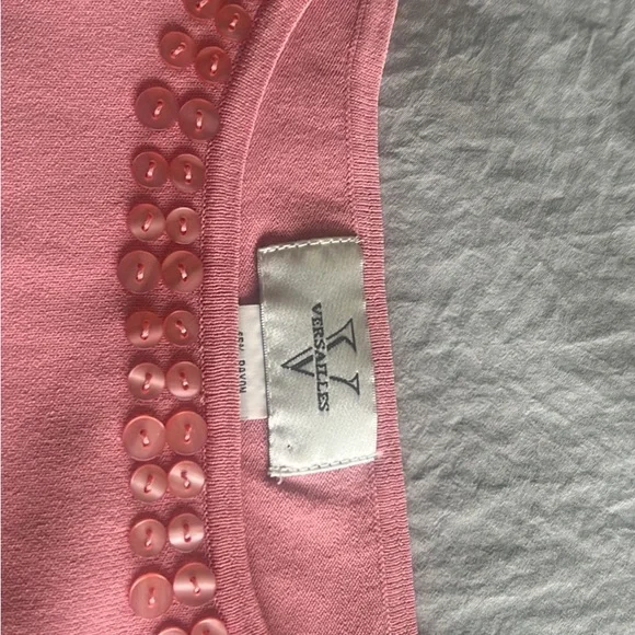 Women’s top - Picture 2 of 4